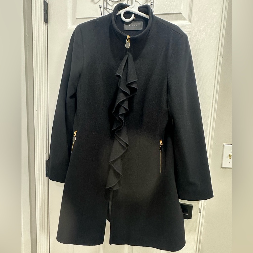 100%WOOL COAT Excellent  condition